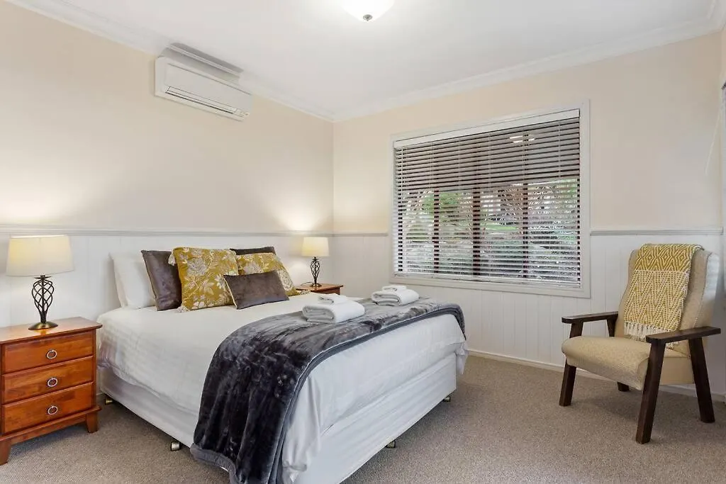 Quingilli Luxury Chalet 1 Bedroom Ravensbourne
